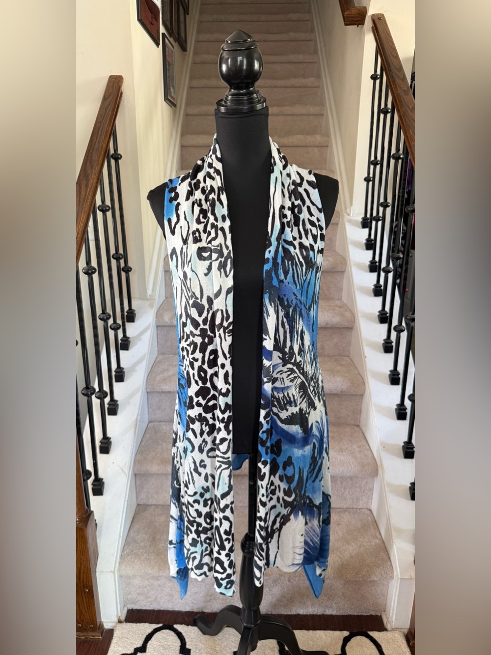 Sleeveless Artsy Leopard-Print Duster Vest